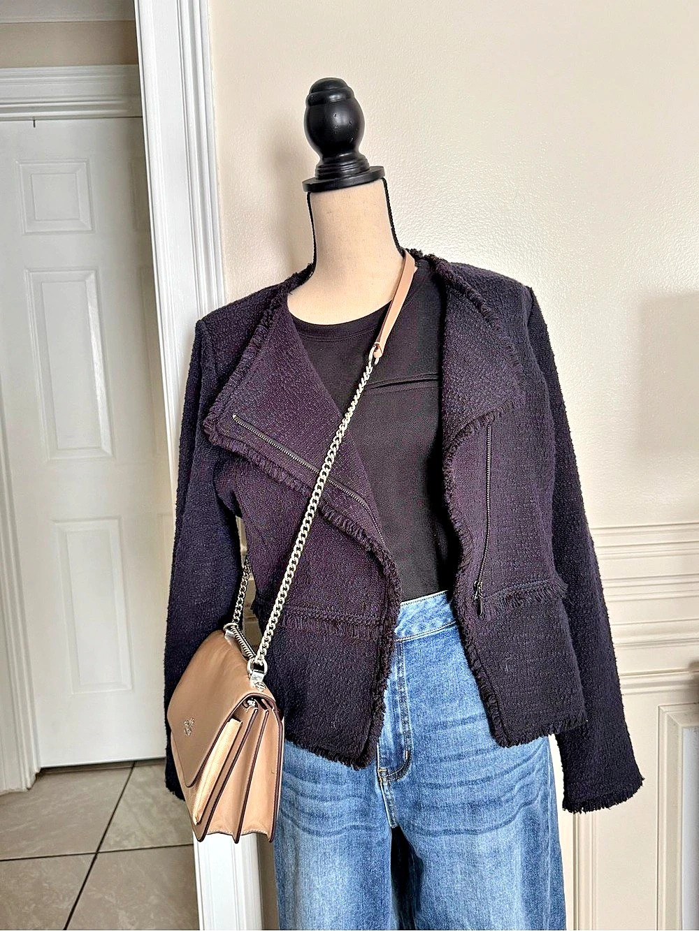 Women's Black Textured Blazer Like New